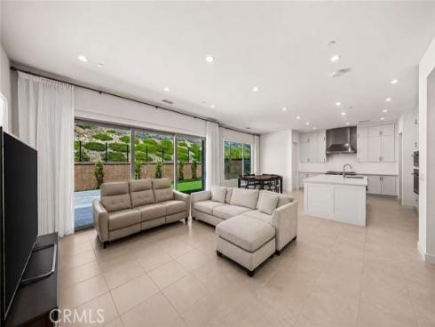 106 Bright Star , Irvine, CA