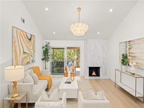 15 Eucalyptus , Irvine, CA