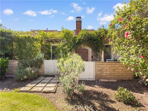 15 Eucalyptus , Irvine, CA
