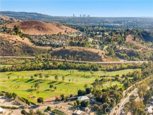 15 Eucalyptus , Irvine, CA