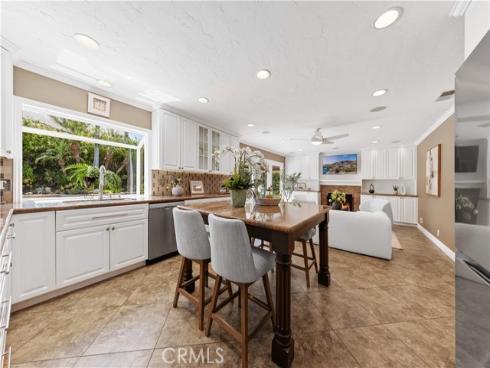42 Christamon West , Irvine, CA