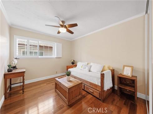 42 Christamon West , Irvine, CA