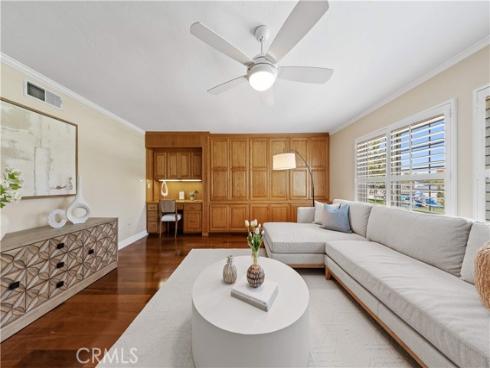 42 Christamon West , Irvine, CA