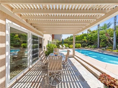 42 Christamon West , Irvine, CA