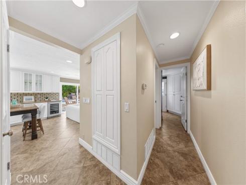 42 Christamon West , Irvine, CA