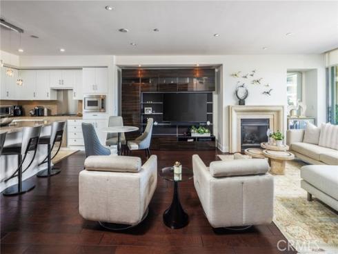5085  Scholarship  , Irvine, CA