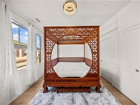 103  Eversedge  , Irvine, CA