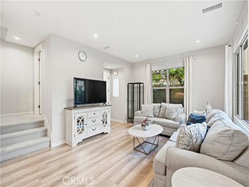 135 Messenger , Irvine, CA