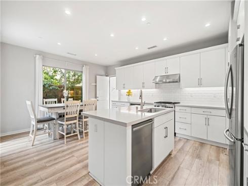 135 Messenger , Irvine, CA