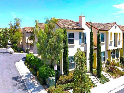100 Desert Lotus , Irvine, CA