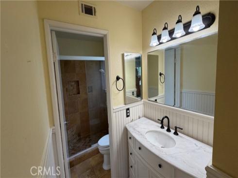 254  Monroe  , Irvine, CA