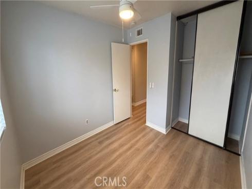 254  Monroe  , Irvine, CA