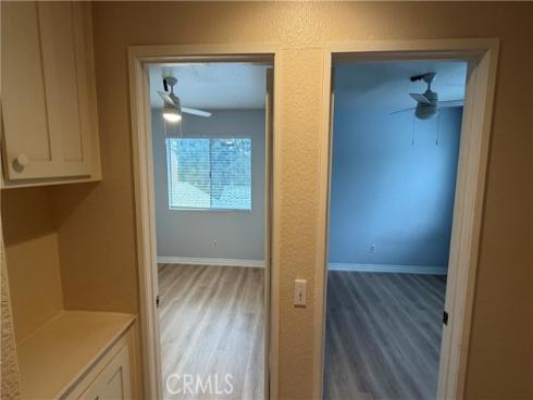 254  Monroe  , Irvine, CA