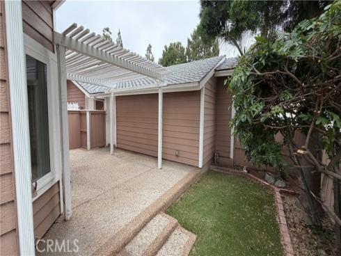 254  Monroe  , Irvine, CA