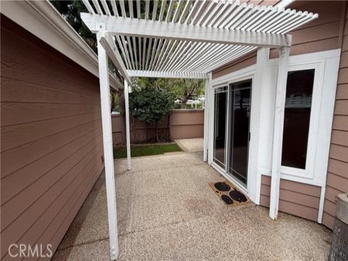 254  Monroe  , Irvine, CA