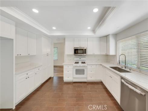 14  Yorktown  , Irvine, CA