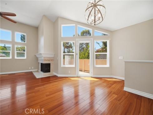 8 Magellan Aisle , Irvine, CA
