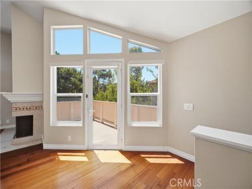 8 Magellan Aisle , Irvine, CA