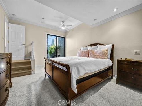49 Pinewood , Irvine, CA