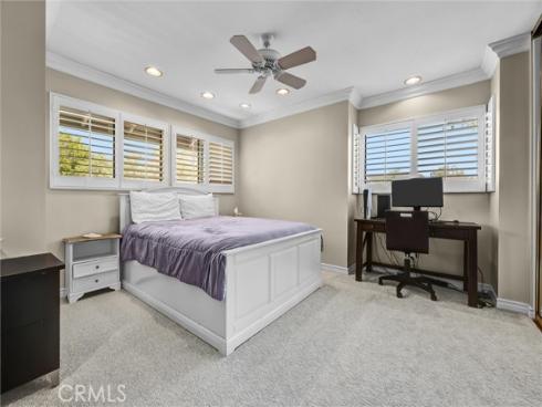 49 Pinewood , Irvine, CA