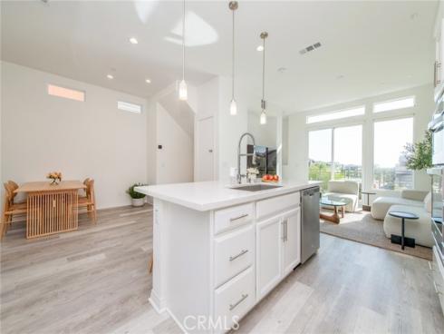128 Keeper , Irvine, CA