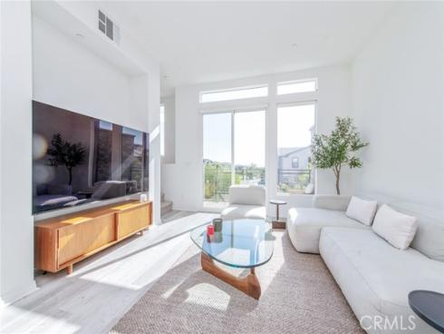 128 Keeper , Irvine, CA