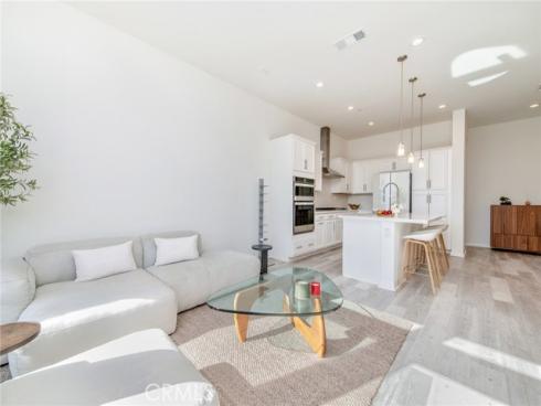 128 Keeper , Irvine, CA