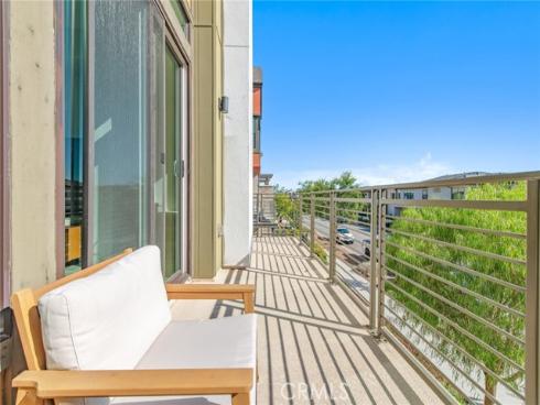 128 Keeper , Irvine, CA