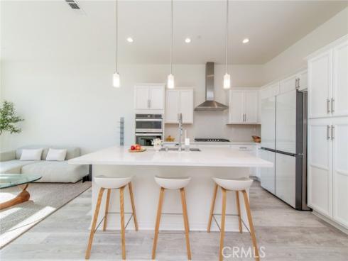 128 Keeper , Irvine, CA