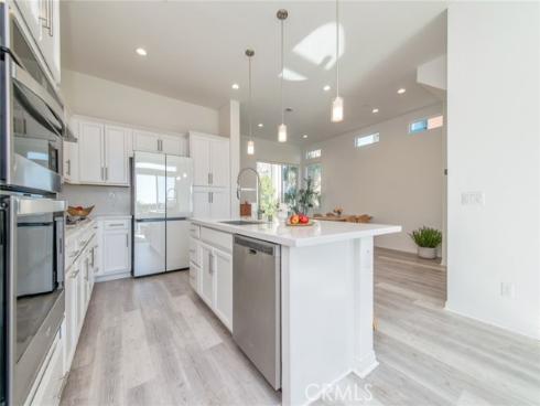 128 Keeper , Irvine, CA