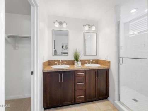 573 Rockefeller , Irvine, CA