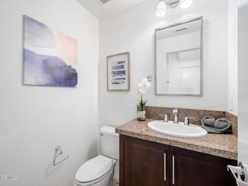 573 Rockefeller , Irvine, CA