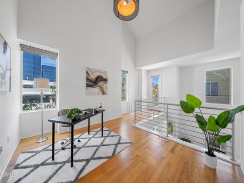 573 Rockefeller , Irvine, CA