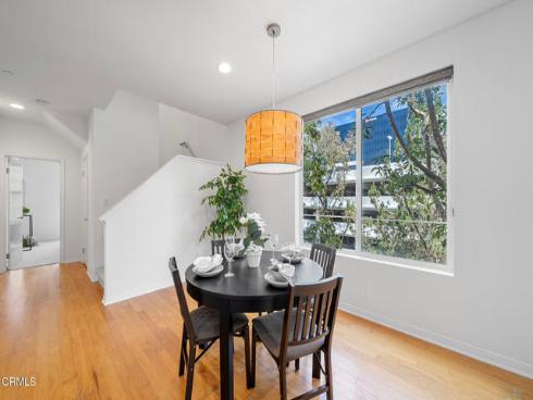 573 Rockefeller , Irvine, CA