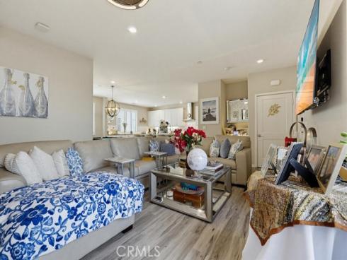 108  Tribeca  , Irvine, CA