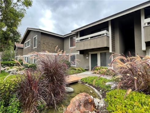 61 Streamwood , Irvine, CA