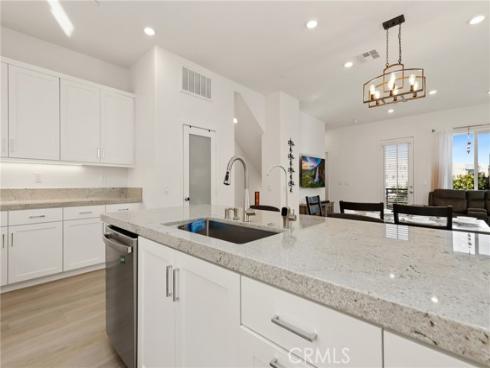 257 Sash , Irvine, CA