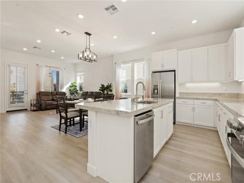 257 Sash , Irvine, CA
