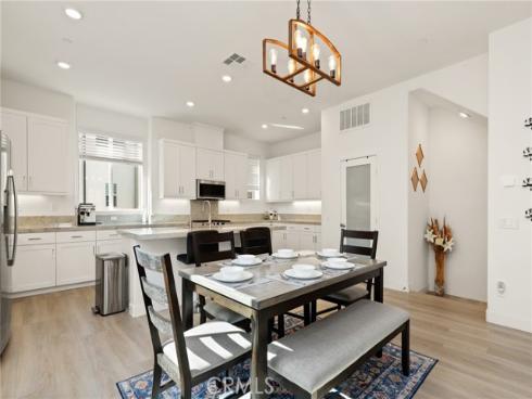 257 Sash , Irvine, CA