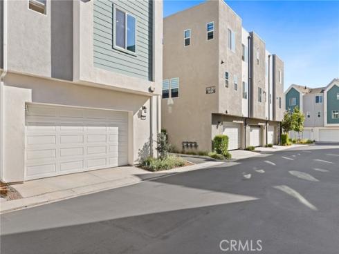 257 Sash , Irvine, CA