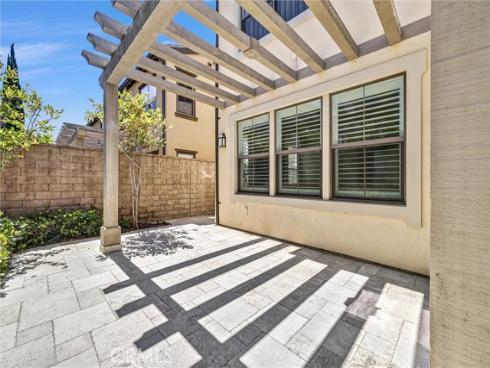 121 Rodeo , Irvine, CA