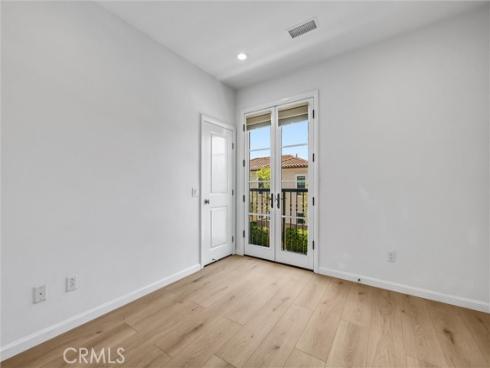 121 Rodeo , Irvine, CA
