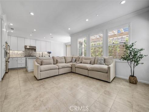 121 Rodeo , Irvine, CA