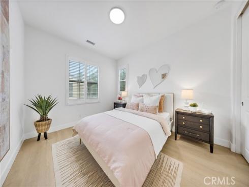 182 Frontier , Irvine, CA