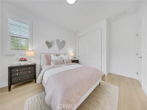 182 Frontier , Irvine, CA
