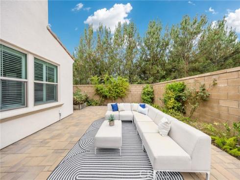 182 Frontier , Irvine, CA