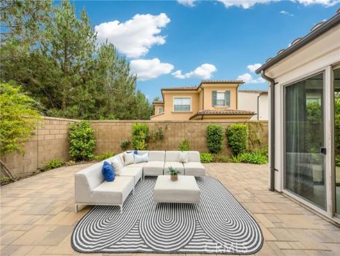 182 Frontier , Irvine, CA