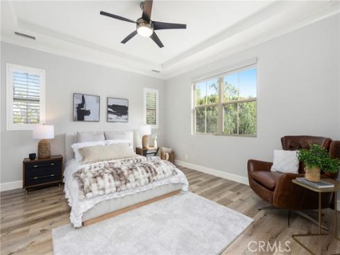 205 Mantle , Irvine, CA