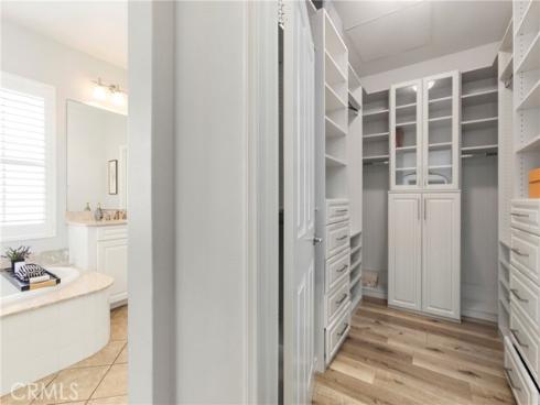 205 Mantle , Irvine, CA