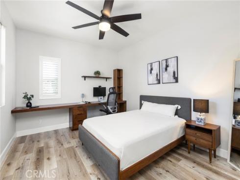 205 Mantle , Irvine, CA
